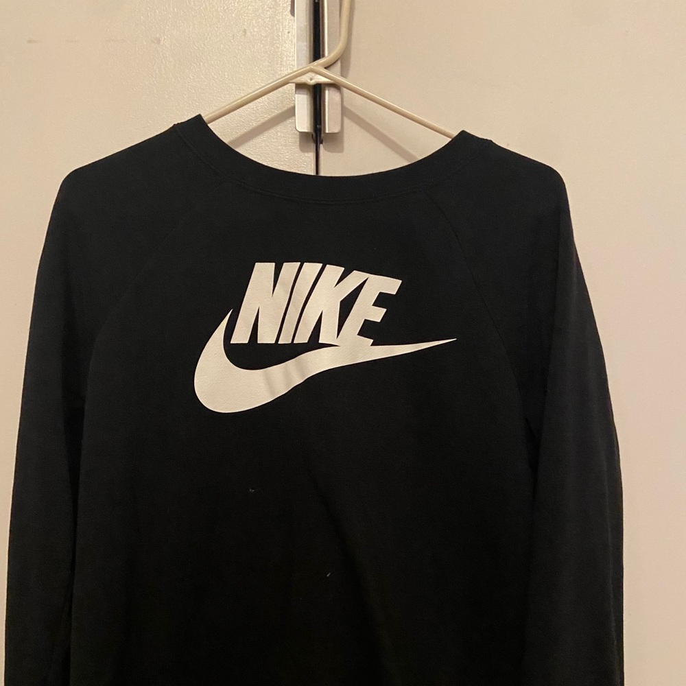 Nike crewneck